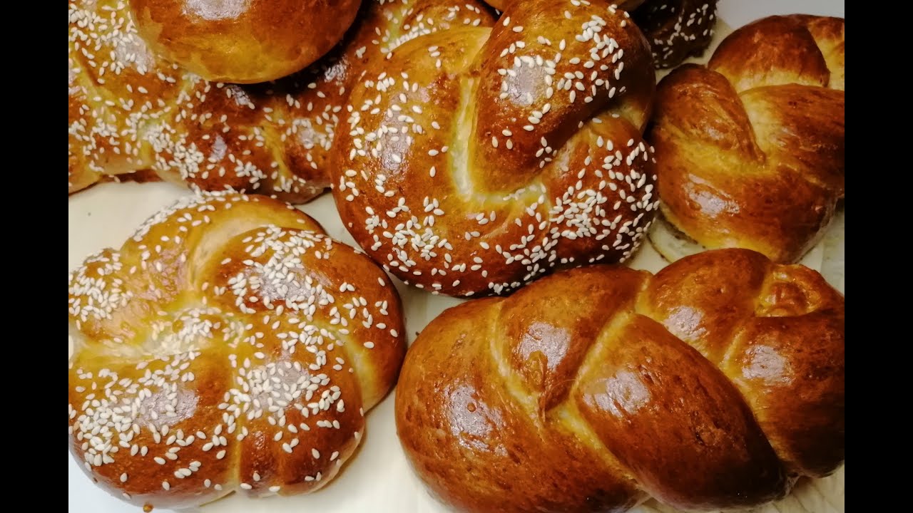 Τσουρέκι, τρία σχέδια με ένα κορδόνι /challah with one strand