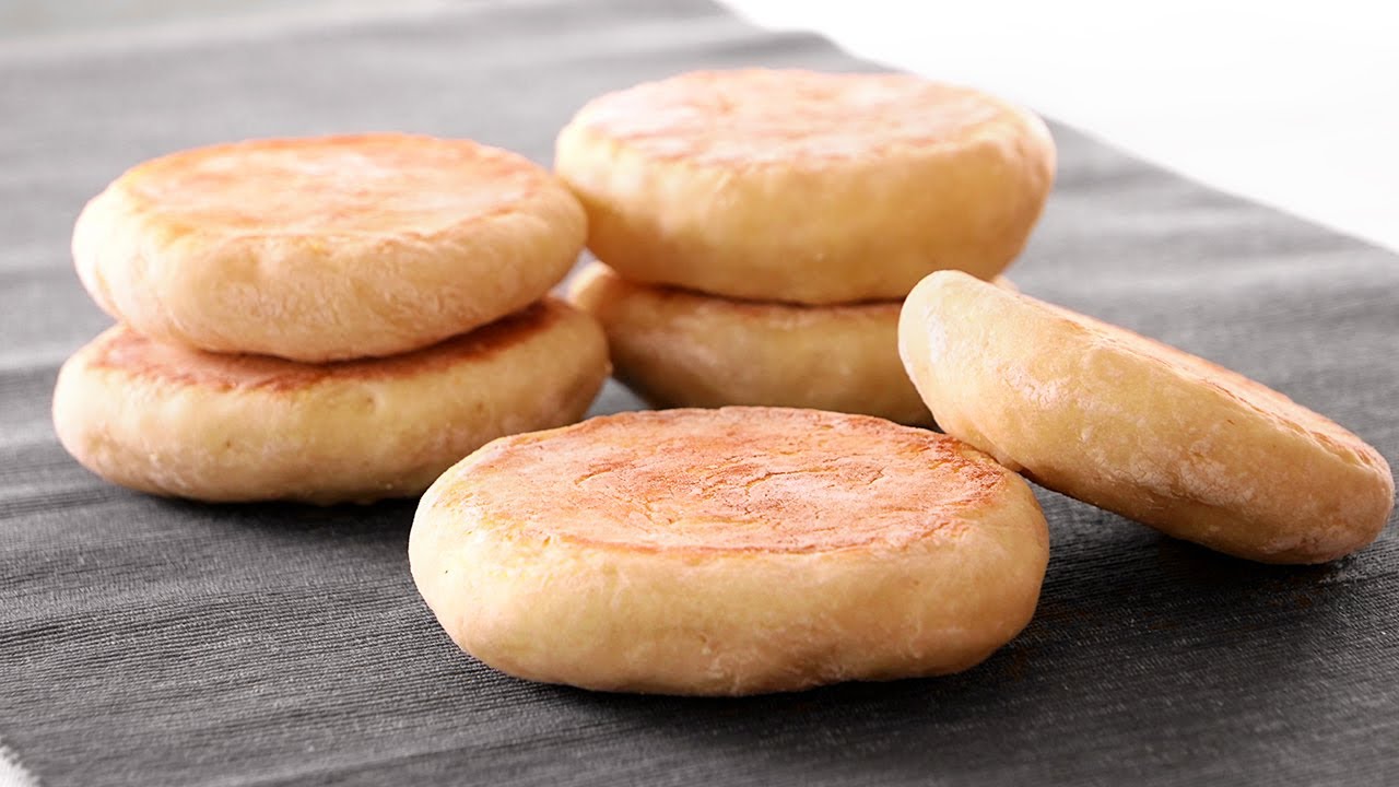 Pan Sin Horno con Sólo 2 Ingredientes hechos en la Sartén