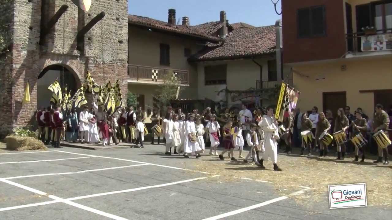 Giovani Tradizioni - Festa delle Idi di Maggio - Oglianico, Regione Piemonte