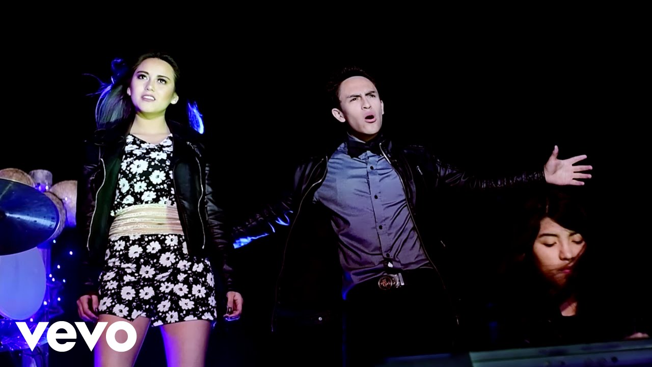 Edson Nuñez - Hay un Dios [Official video] ft. Amy Gutierrez