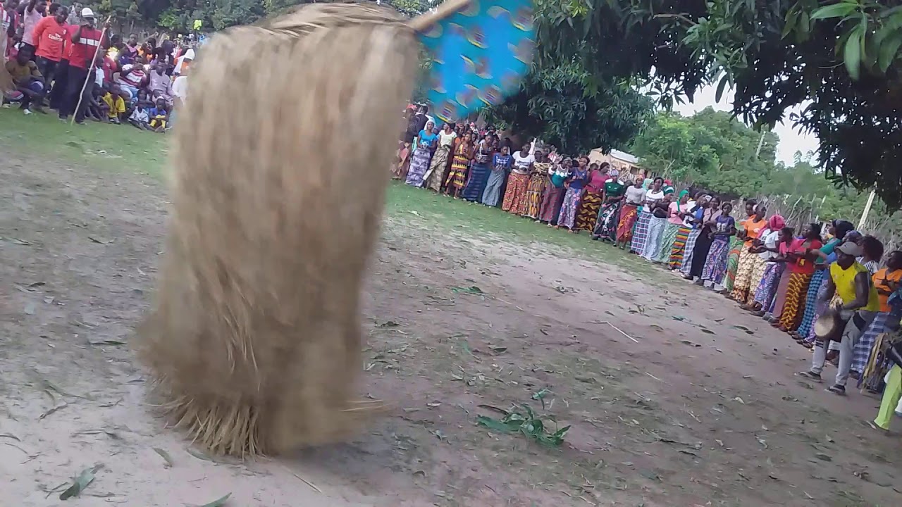 La danse du coumpo kataba2 et kataba1
