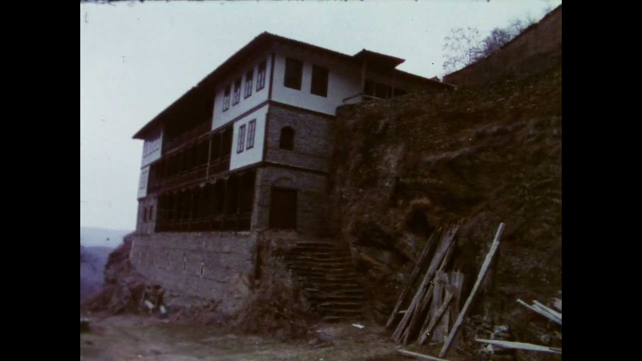 Крива Паланка