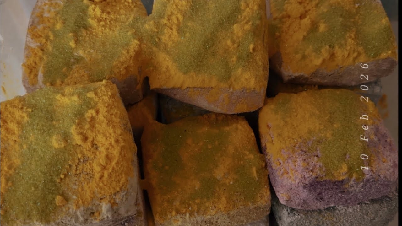 Soft Reforms/ loaded with yellow holi powder +description 