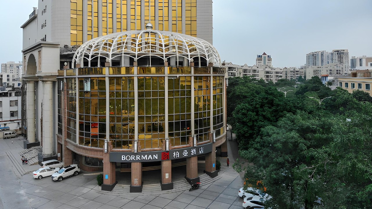 Borrman Hotel Yangjiang Baili Square | Yangjiang, China | Hotel Review 🏨