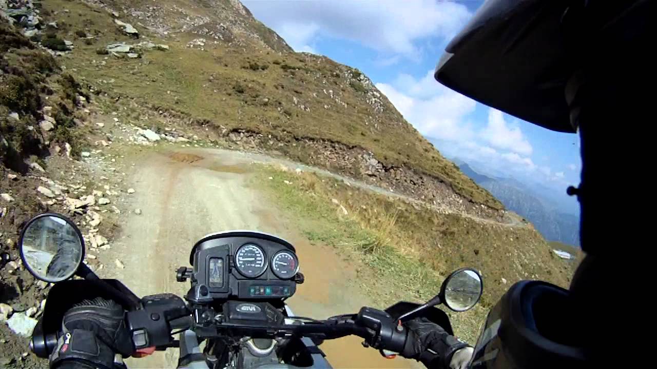 Colle Colombardo - South - Light off road on GS