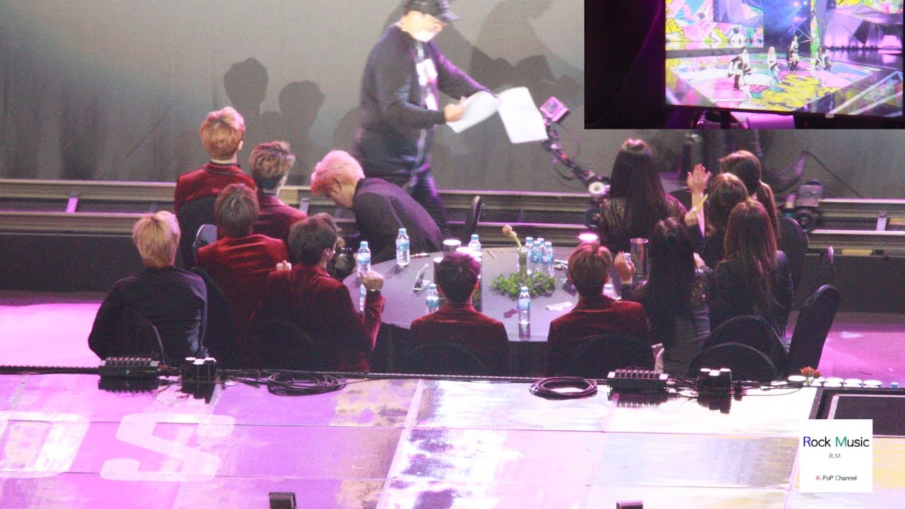Red Velvet, NCT127 Reaction to MOMOLAND Stage BBoom BBoom [4K]@190115