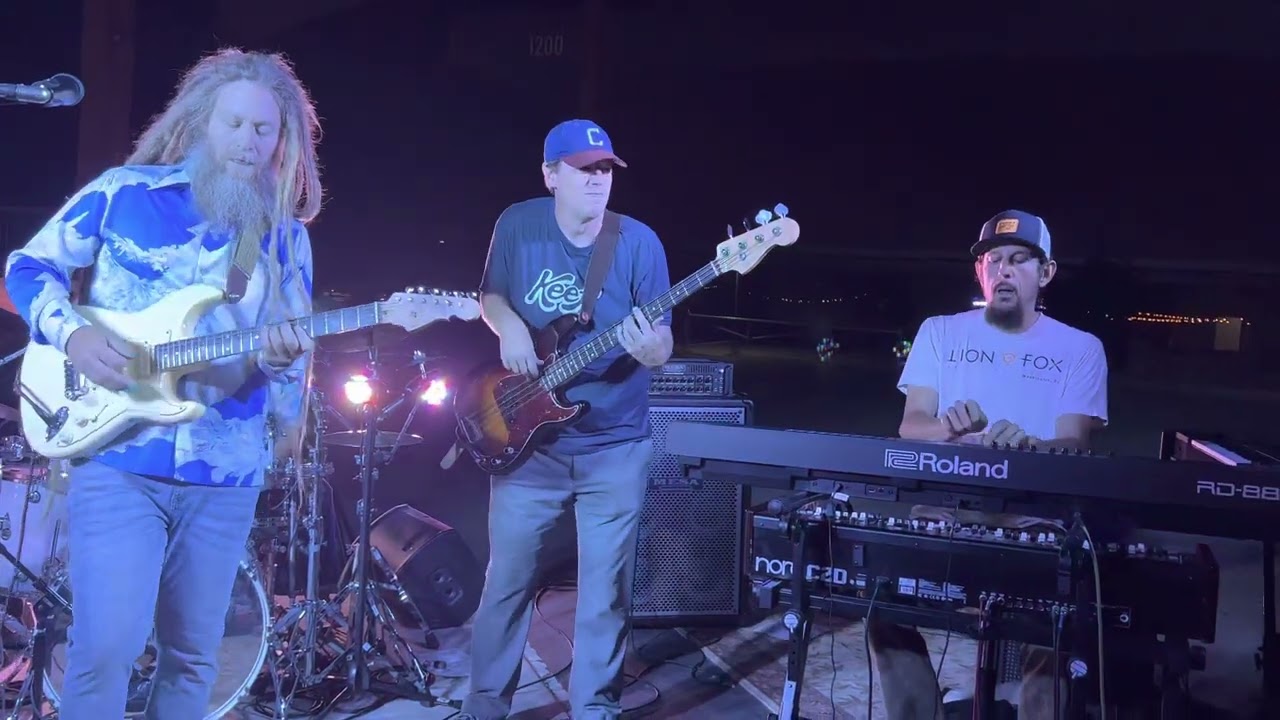 Rising tide with Mike Love Performing Bob Marley’s “ Guiltiness￼ “ at Somo Village in Rohnert Park