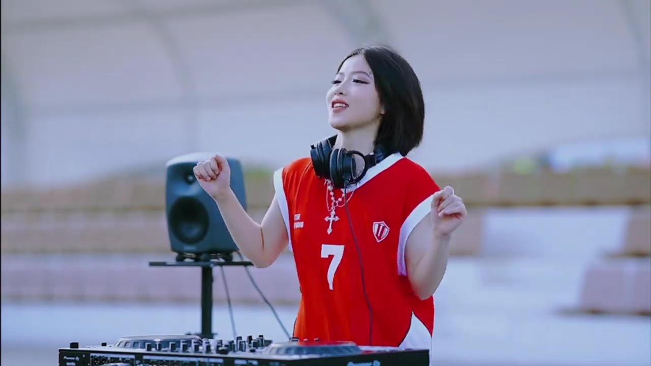 HẠ NHIỆT SERIES #1 | Tr&agrave;n Bộ Nhớ by DJ Arsta ft GUANG | Nhạc Trẻ Remix House 2025