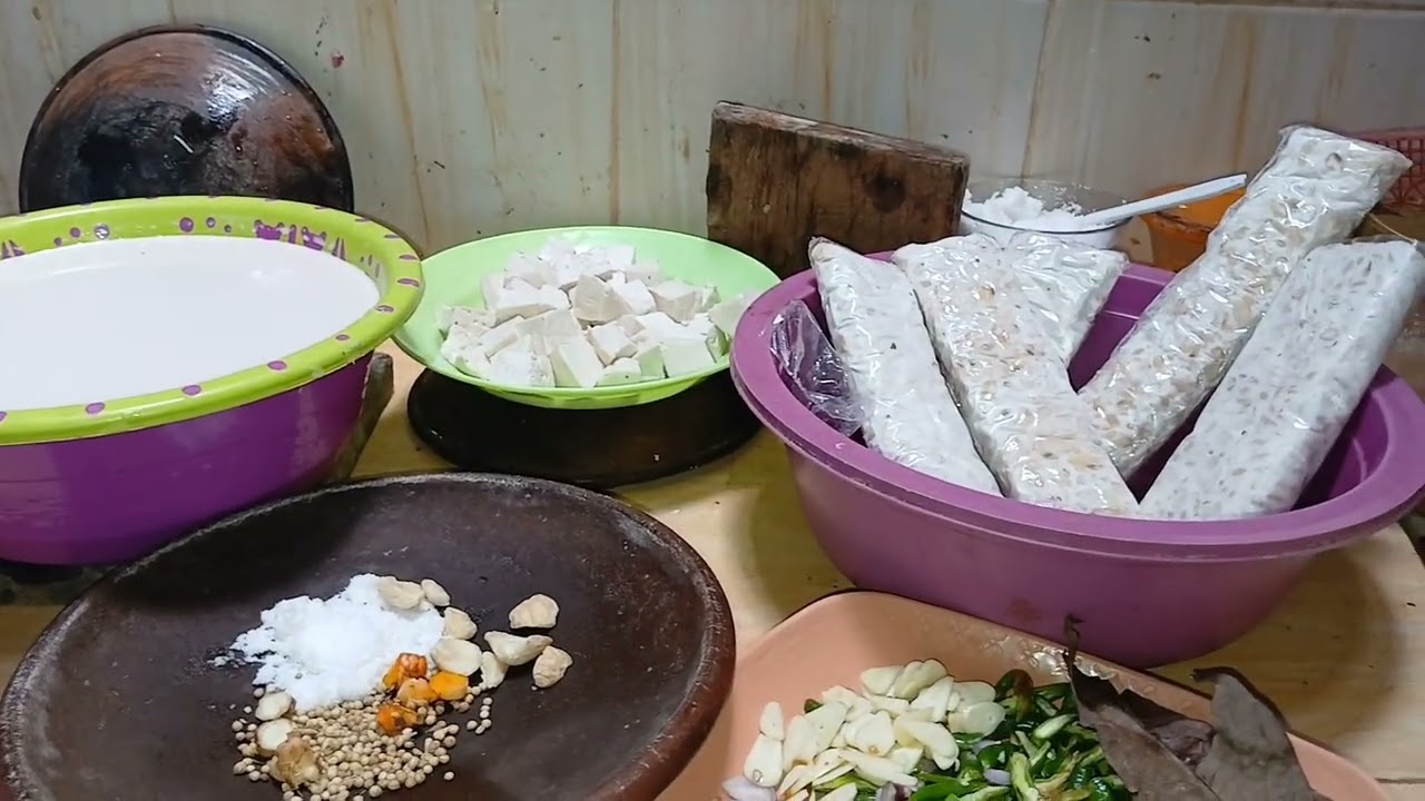 MASAK KANGGO ACARA BANCAKAN MALEM 21 AN
