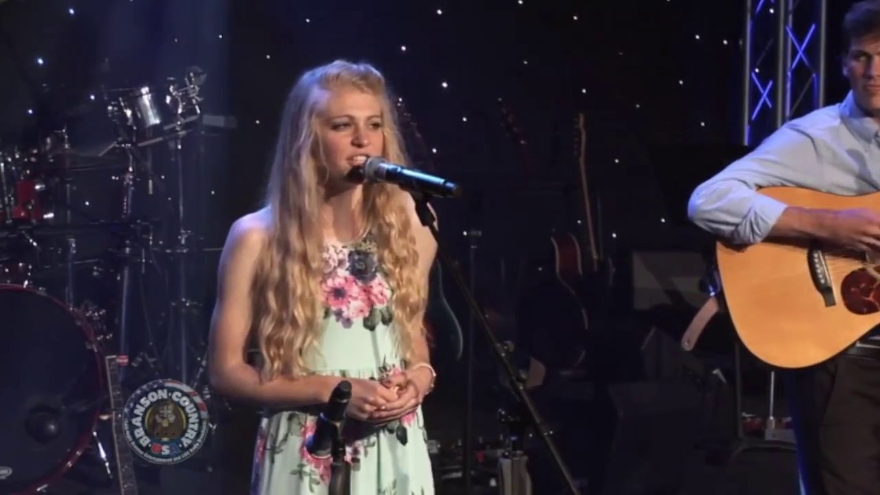 She's Got You - The Petersens on Branson Country USA (LIVE)