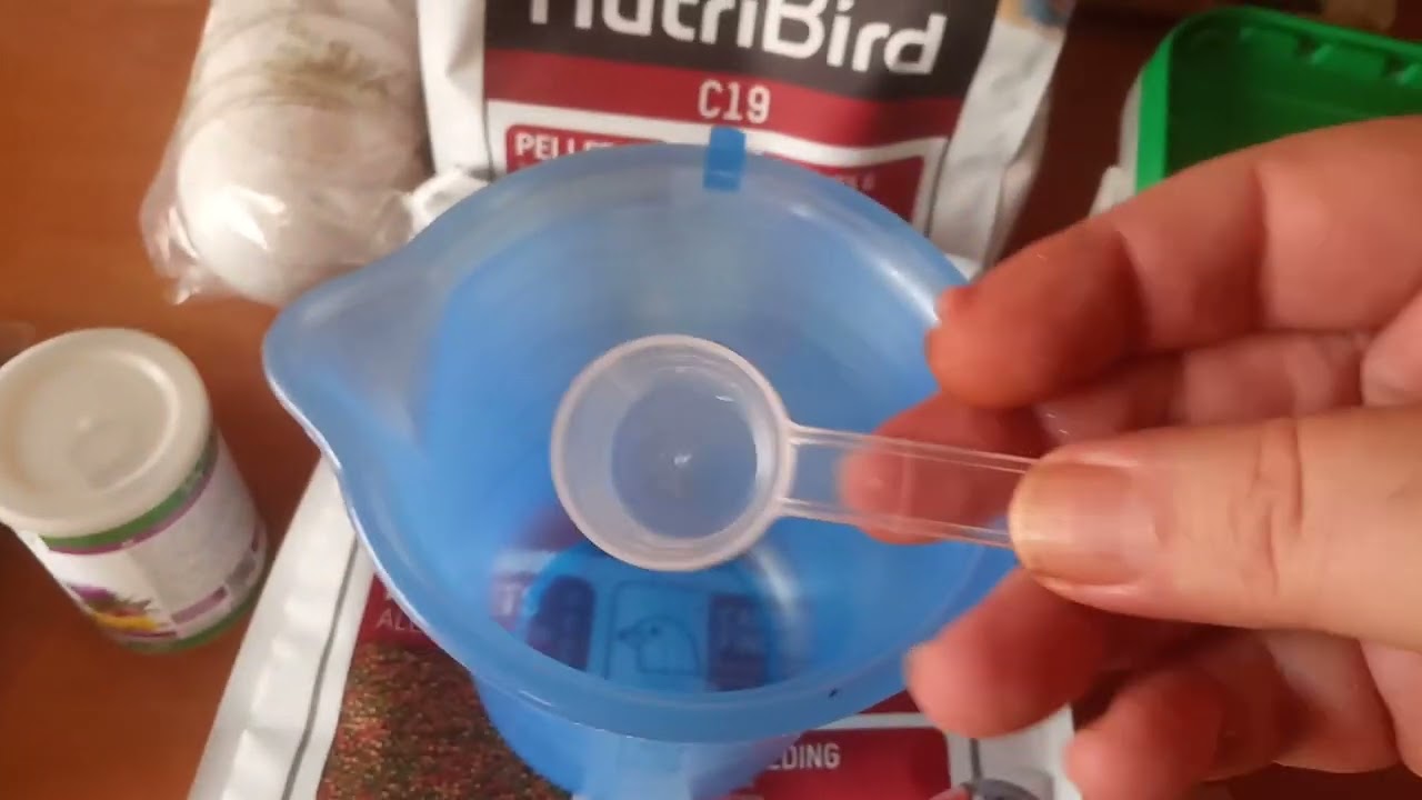 DE COMPRAS PARA EL AVIARIO