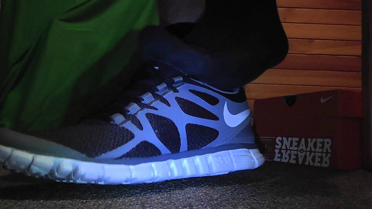Feet Socks and Nike Free 3.0 V3