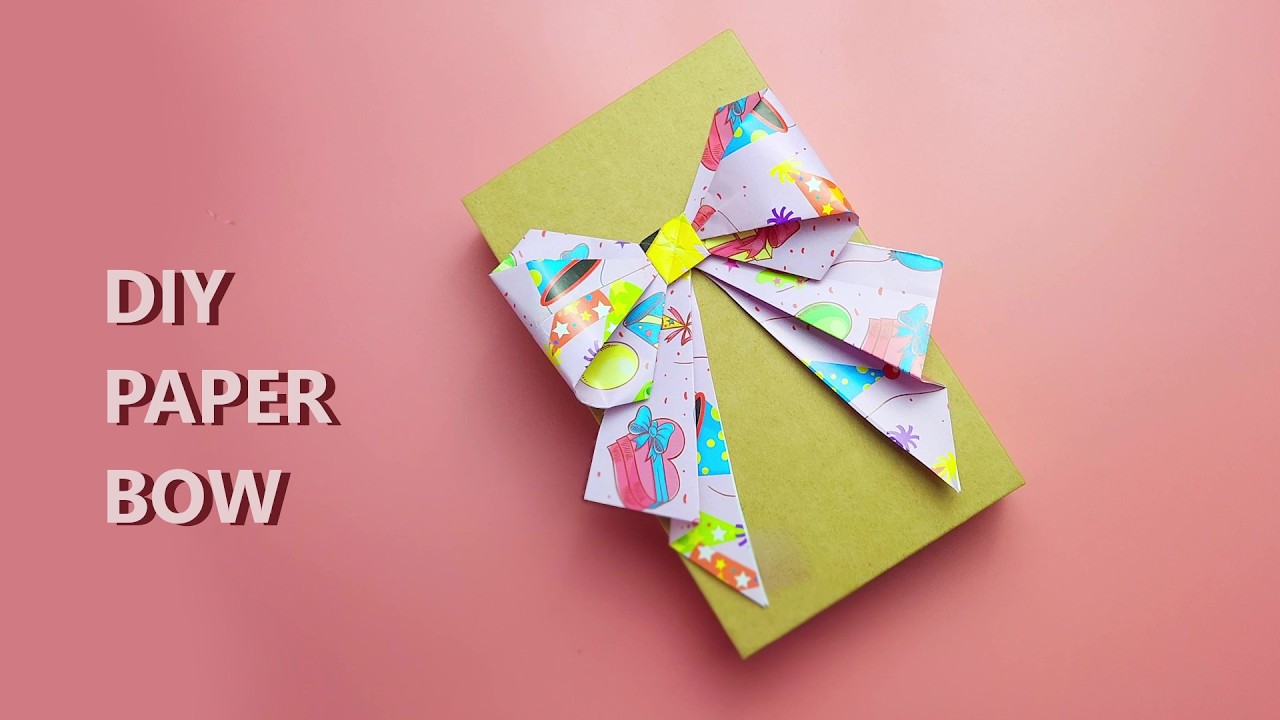 DIY How to Make a Gift Bow from Wrapping Paper