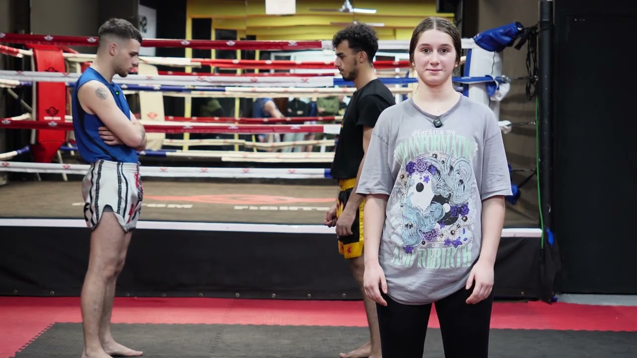 Codos, rodillas y clinch en Muay Thai