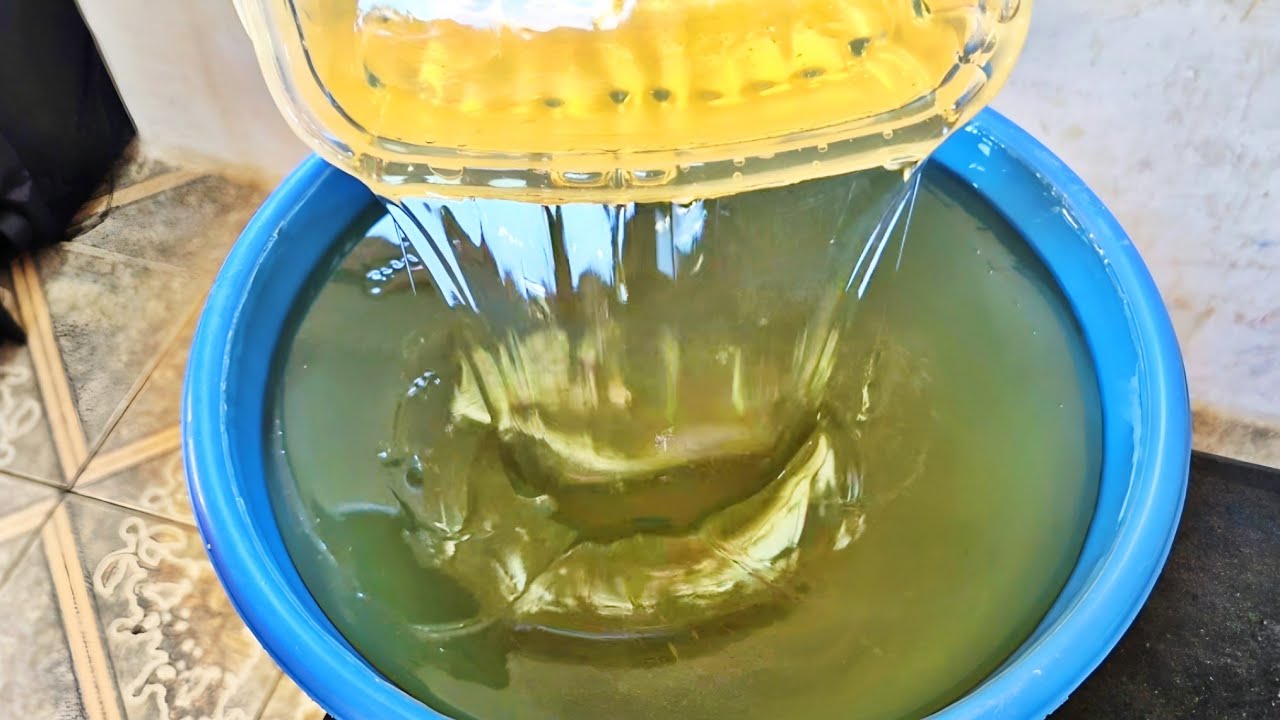 COM 2O0ML DE ÓLEO USADO FIZ DETERGENTE DE CASCA DE LARANJA CONCENTRADO SEM BABA PERFEITO 