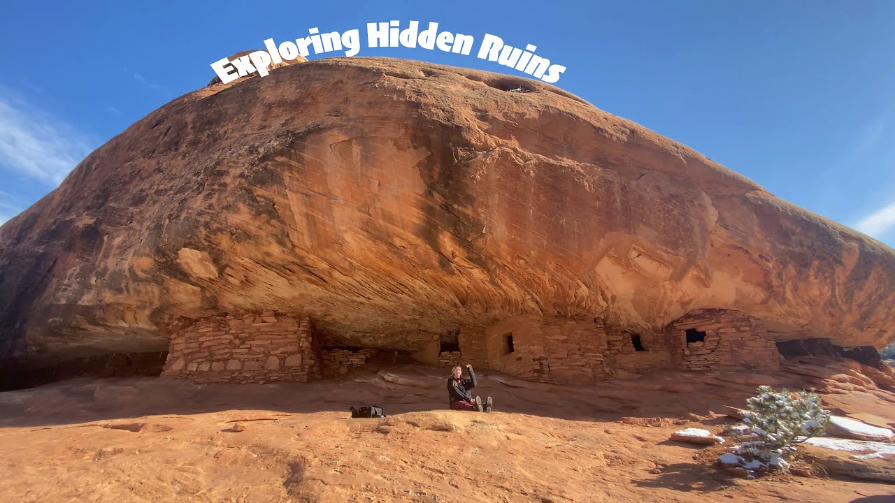 Ancient Ruins Hidden in Mule Canyon South Eastern Utah