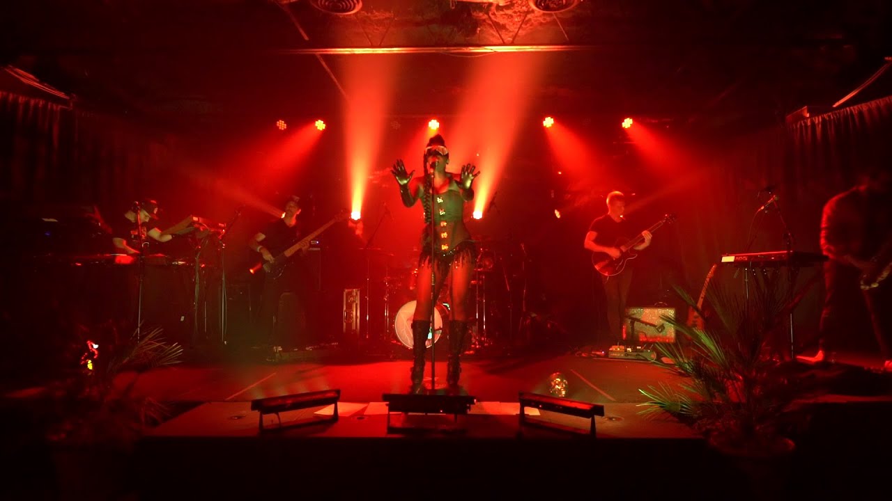 DOOM FLAMINGO - DOOM - Po House in Yo House