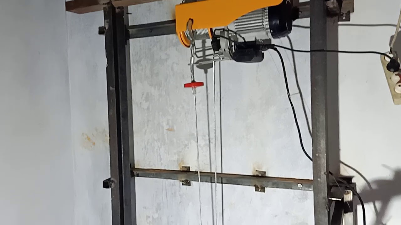 Kontruksi lift barang sederhana
