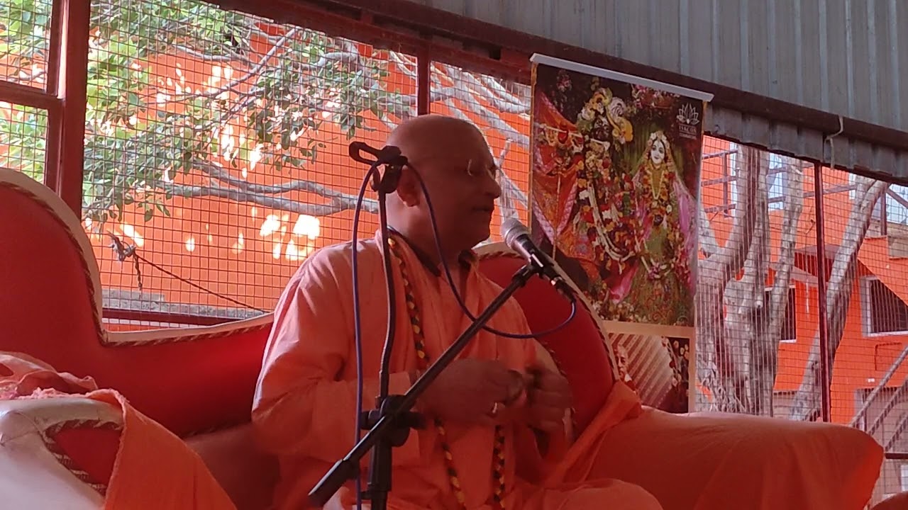 Chitrakoot Kirtan - HH Bhakti Vinod Swami Maharaj