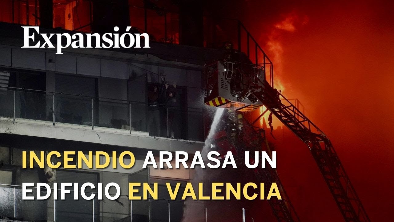 Cuatro muertos y 19 desaparecido en el incendio de Valencia