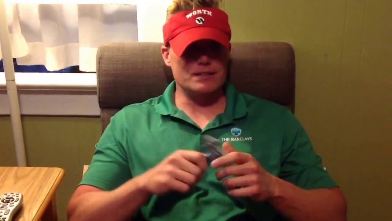 Funny uncle reviewing fidget spinners (So funny)