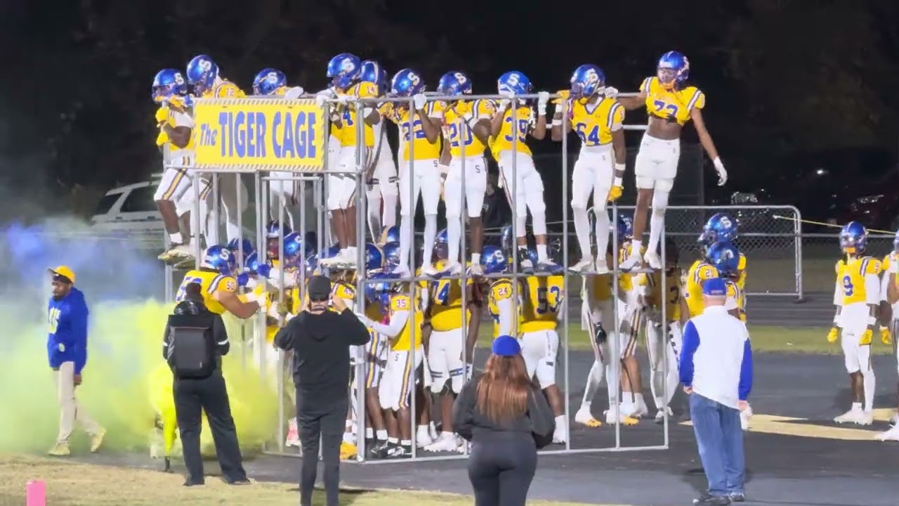 Oscar Smith Football Entrance 
