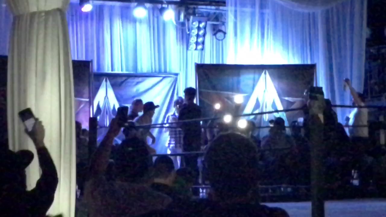 Silas Young AAW Unstoppable Entrance 12.30.16