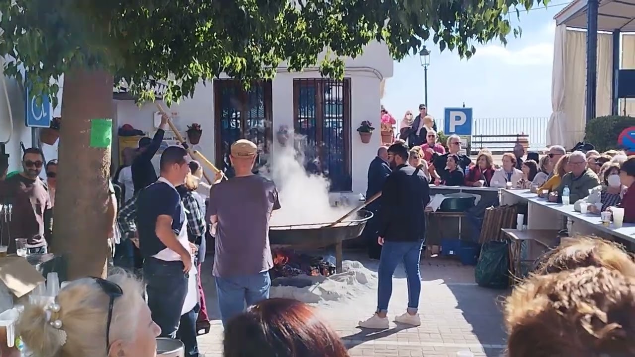 Comares💥