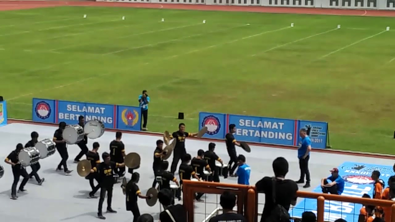 Final Drum Battle GPMB 2017 - Locomotif vs MB UGM