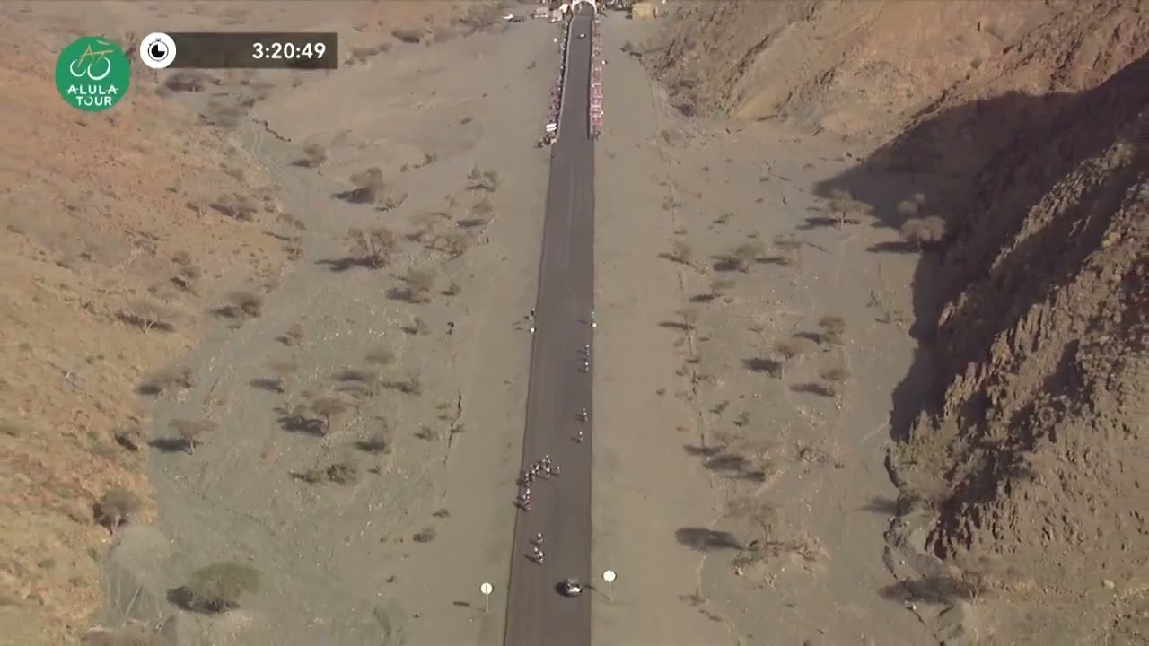Higuita 🇨🇴 en el podio 🥉 - AlUla Tour 🇸🇦 2026 🚴‍♂️ - Etapa 3⃣⛰️ - 142 km 📍