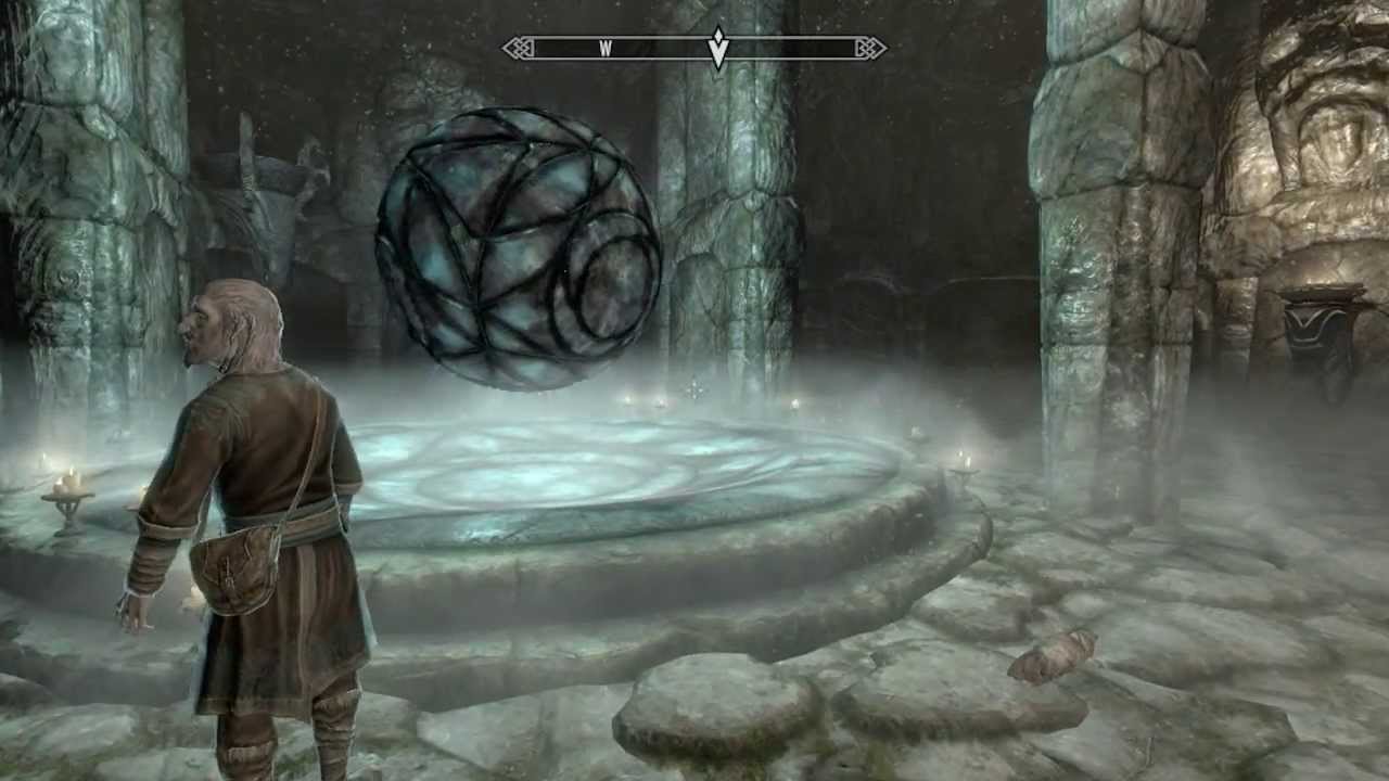 Gaming After Dark ASMR - TES5 Skyrim (Whisper + Hard Candy)