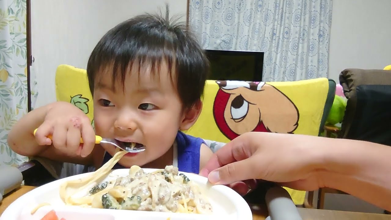 I ate a lot👶♥Papa's homemade goya and pork cream pasta!sweet potato🍠沢山食べた👶♥パパ手作りゴーヤと豚肉のクリームパスタ！と焼き芋🍠