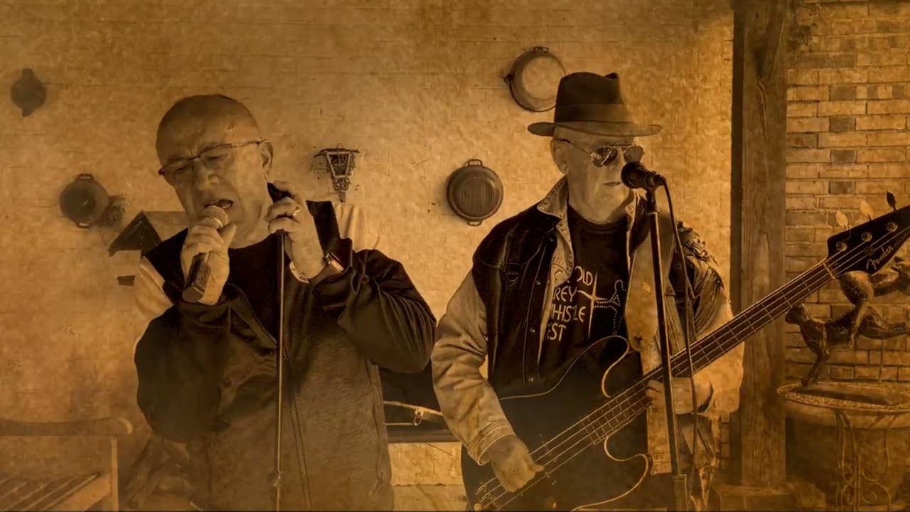 Mister A & Friends feat. Ray Cordell, ‘Black Velvet’