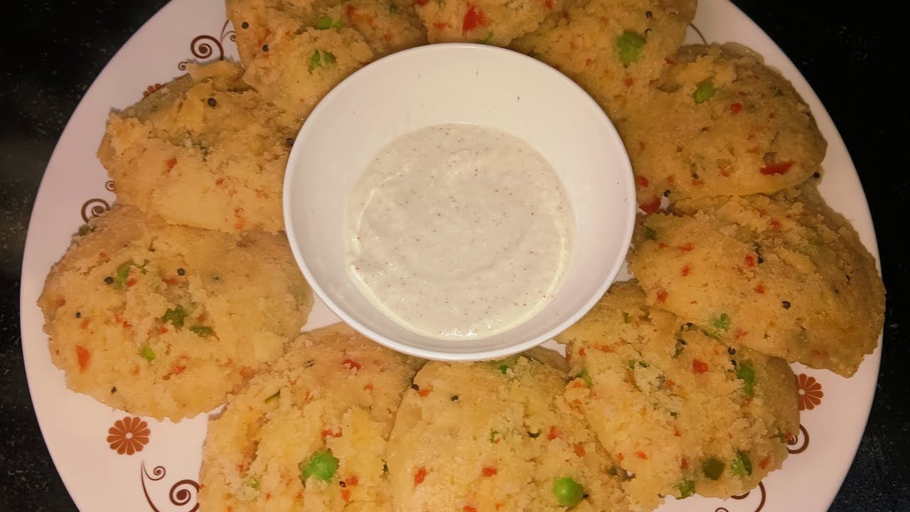 Colourful idli
