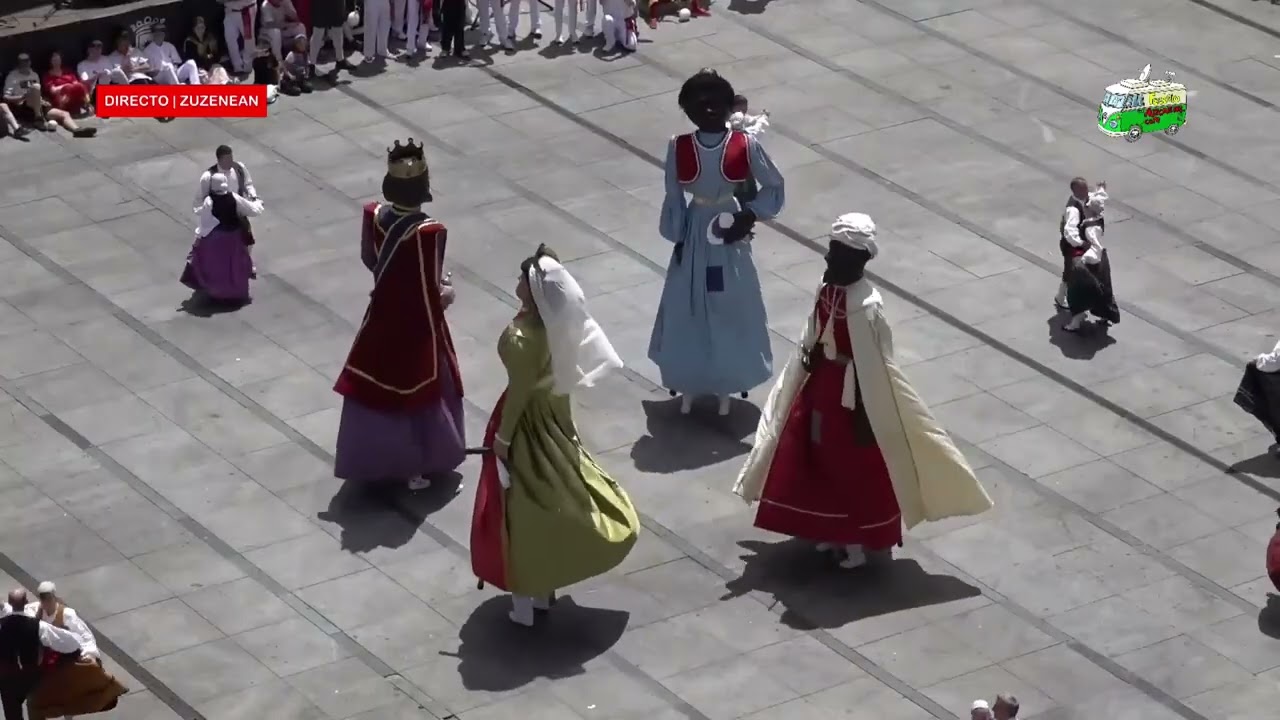 Gaiteros de Estella. Día del Baile de la era, 2025. Jota