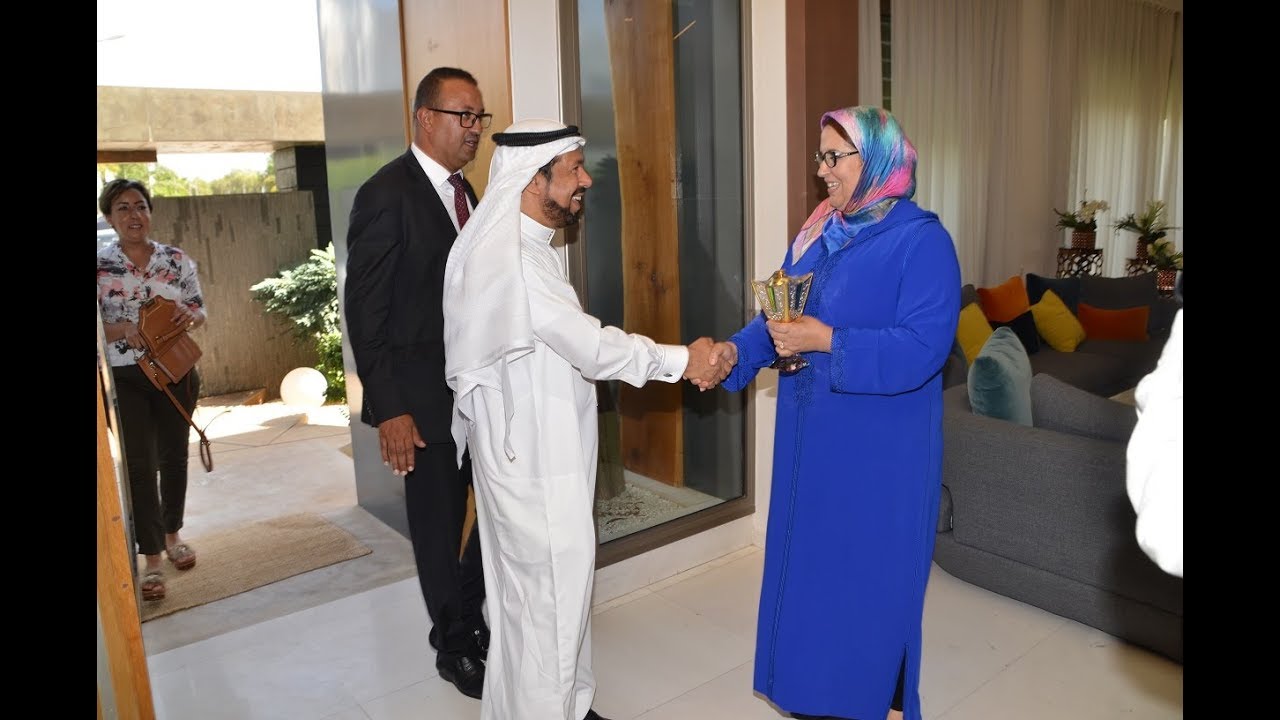 أيقونة العمل الجمعوي خديجة حجوبي تحتفي بوزير شؤون حقوق الإنسان البحريني د صلاح علي بن عبد الرحمن