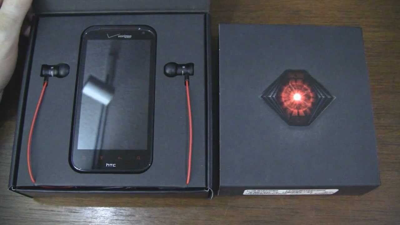 Verizon Motorola DROID RAZR Unboxing and First Impressions