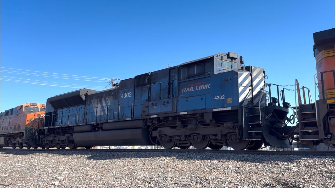 BNSF #7774 Lead’s The H-SLADEN1-19A Through Colorado Springs, CO With MRL & C4M Unit 2/21/2026.