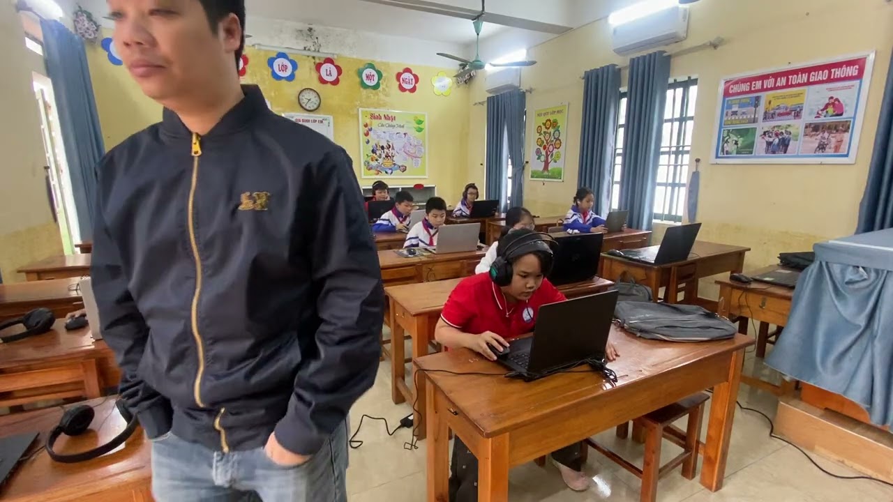 Ca 1 lớp 4 phòng 2