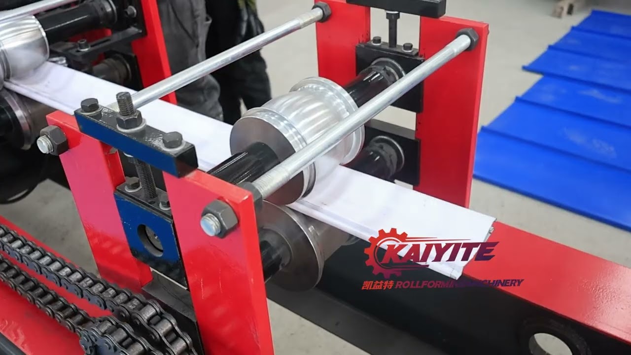 Full Automatic 98mm PU Foam Roller Shutter Door Making Machine