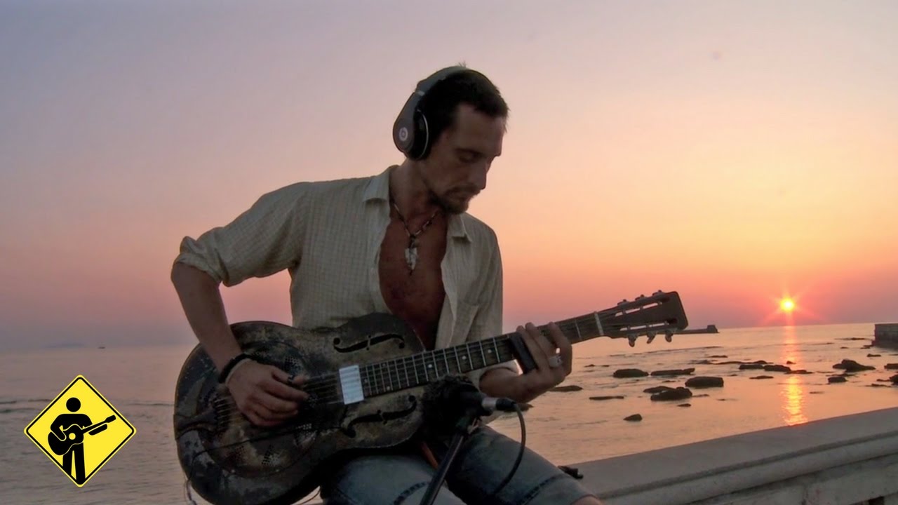 Dark Was The Night | Roberto Luti | Playing For Change | Live Outside