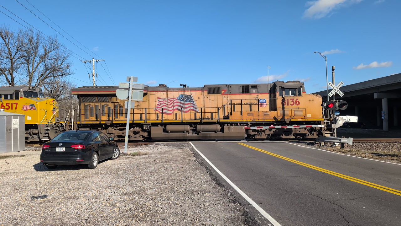 20260311 215518294Z 422975F S {UP8136 {UP6517 coal UP8555} 558,30,51