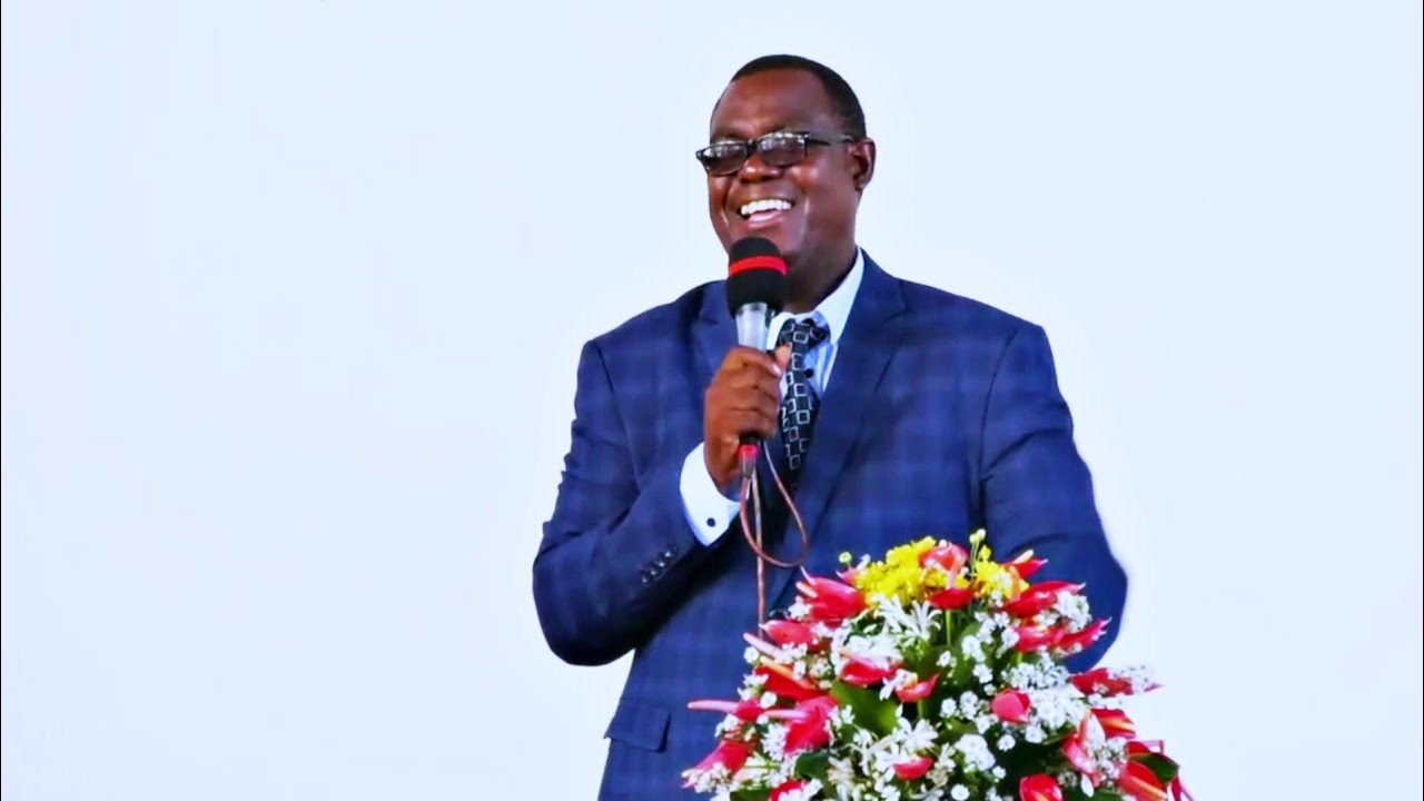 IBIMENYETSO BIRANGA UMUNTU YABATIJWE MURI MPWEMU YERA/Pasteur RUKUNDO Jean Marie