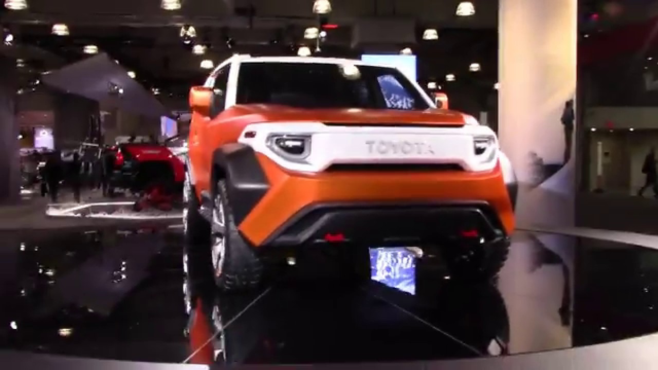 2018 NY International Auto Show - Walking Around and Random Car Banter