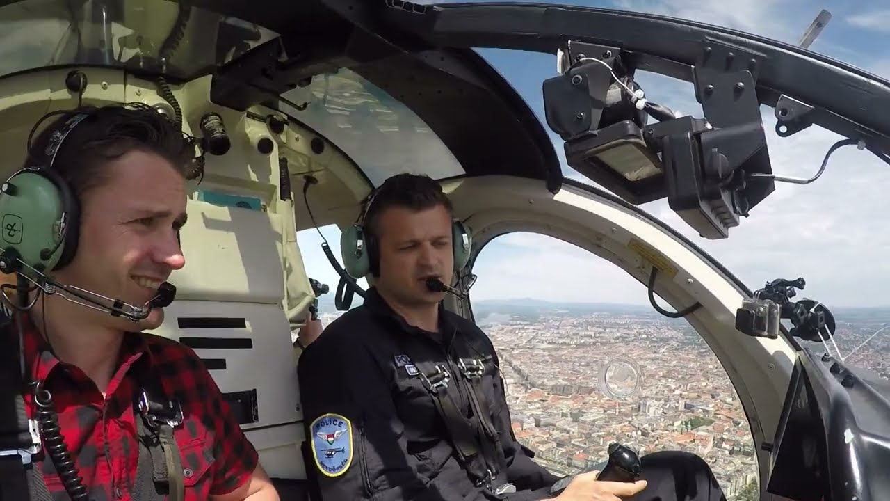 Rendőrségi helikopterezés és tűzoltás egy cargo konténerben