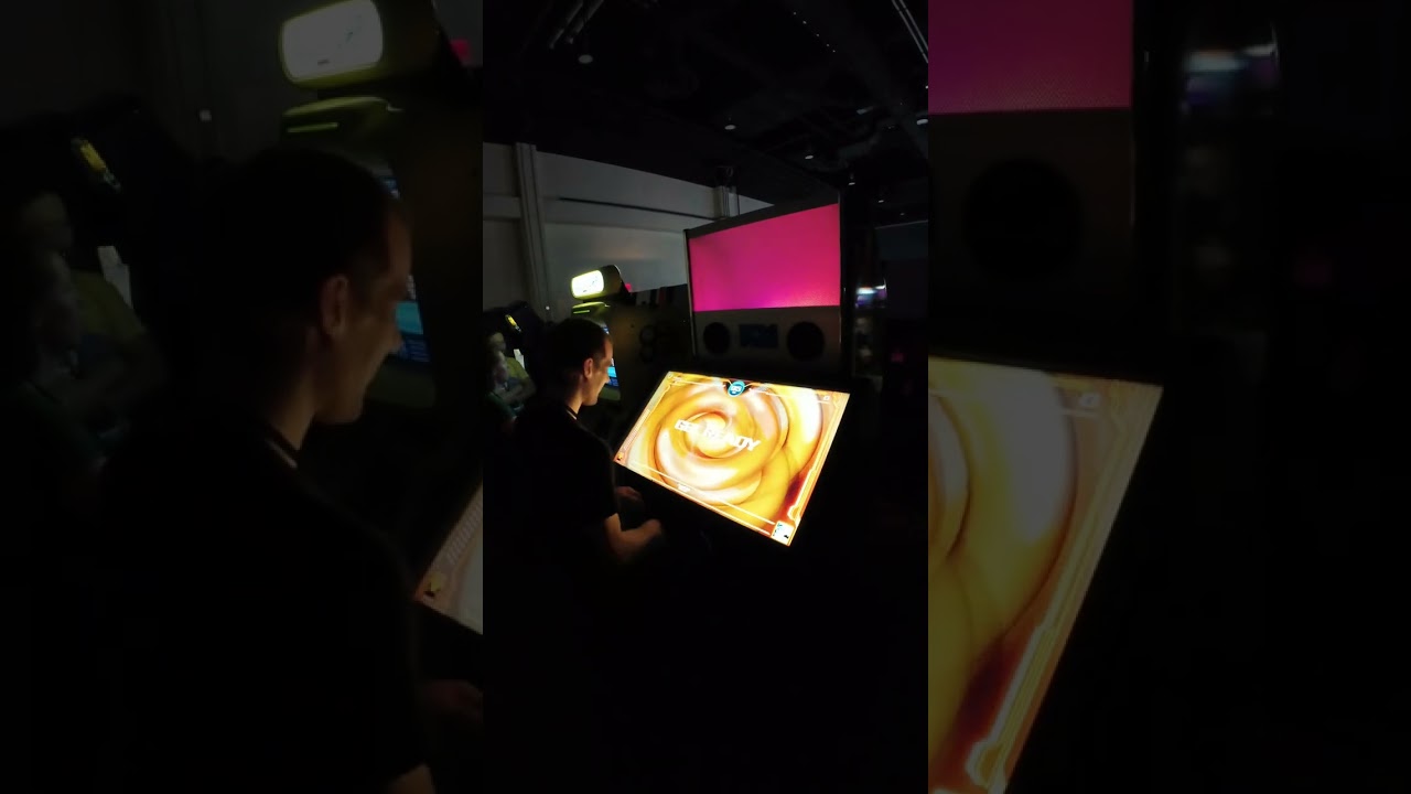 I tried out StepManiaX's older brother ReRave at MAGFest 2026