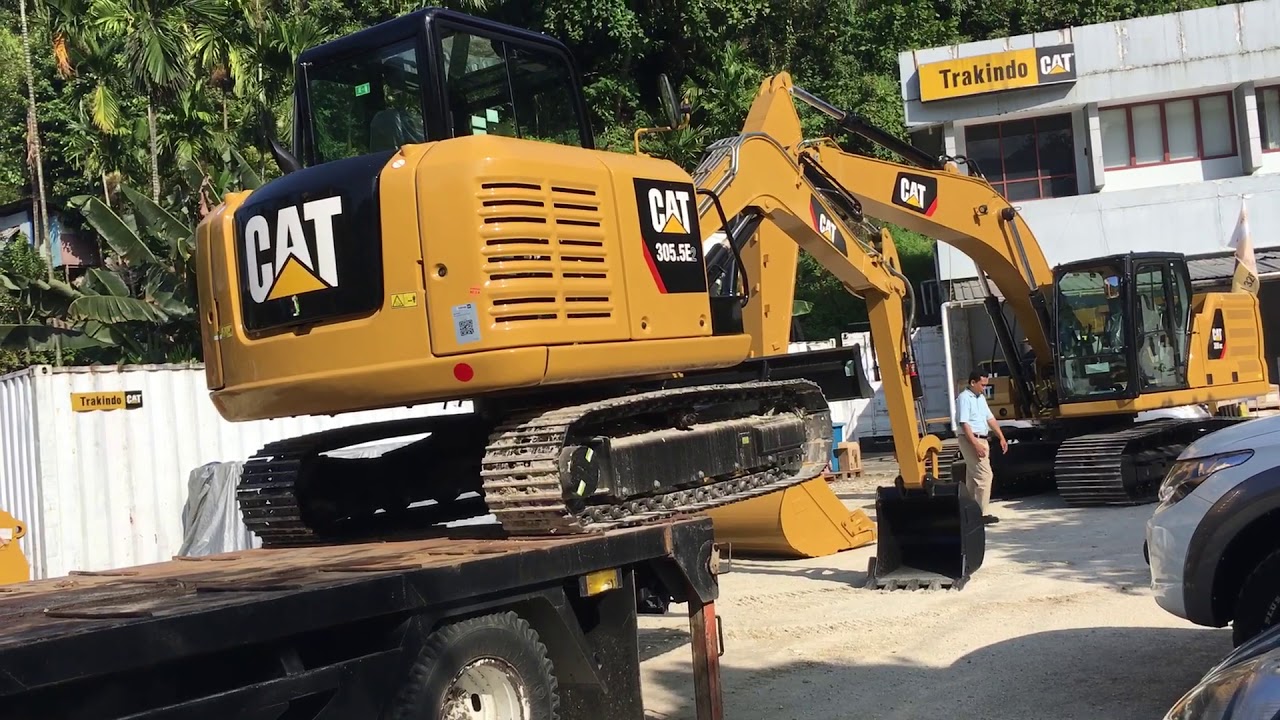 Cat 305