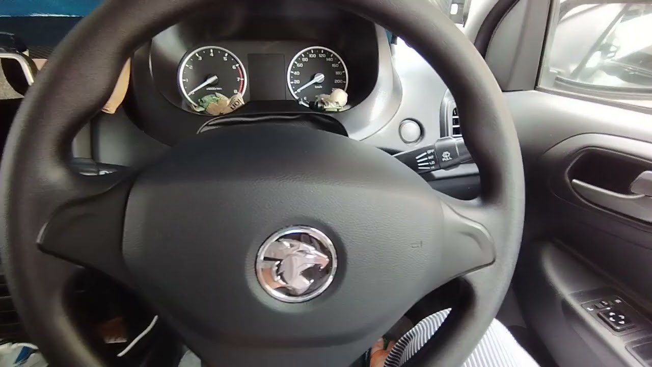 Steering and seat height adjustment on Saga MC2 Standard MT