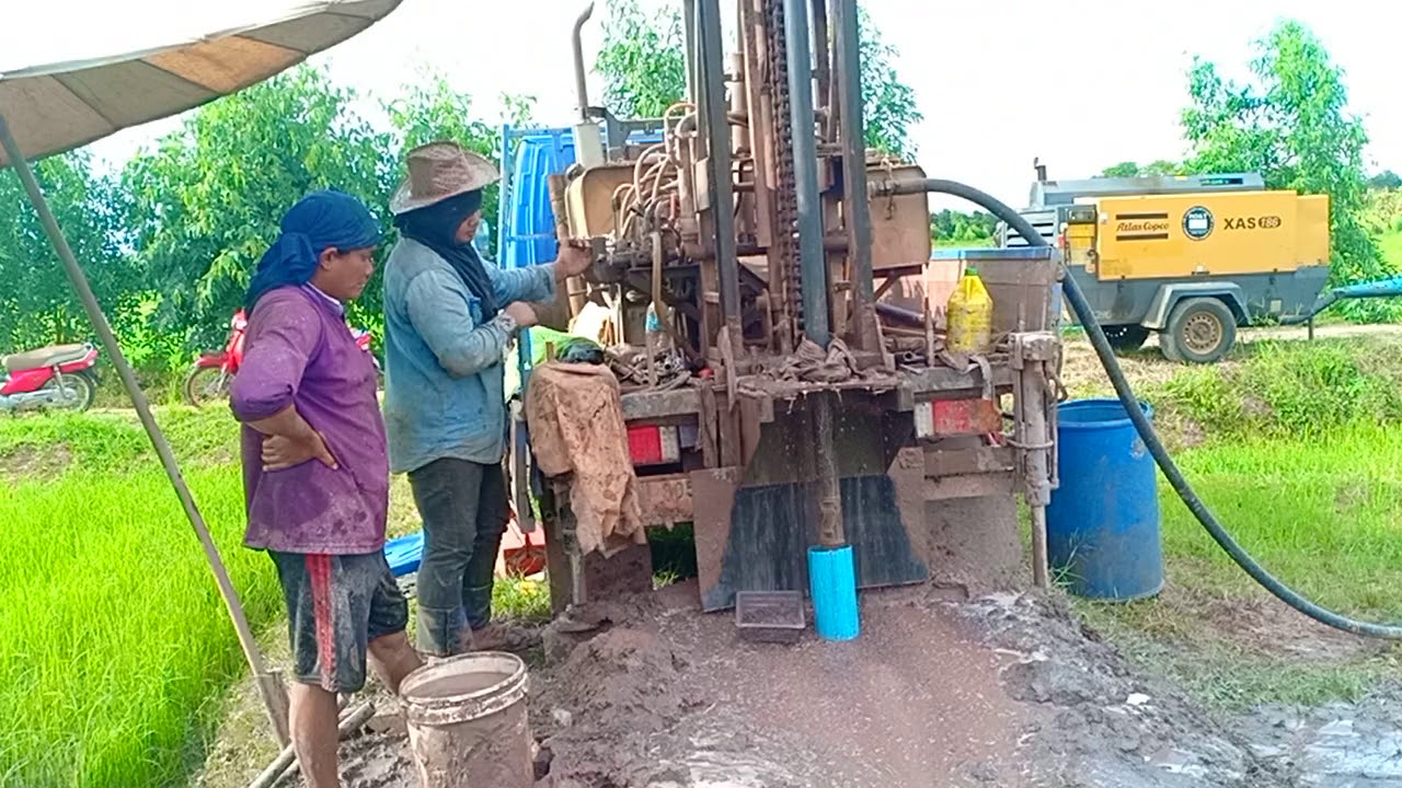 #เจาะน้ำบาดาล  เครื่องเจาะน้ำบาดาลระบบลม ระบบออโต้, โทร 089-5817722 ลุงนวย