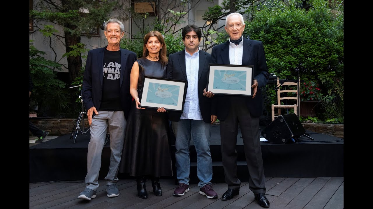 SGAE rinde homenaje a la canción 'Resistiré'